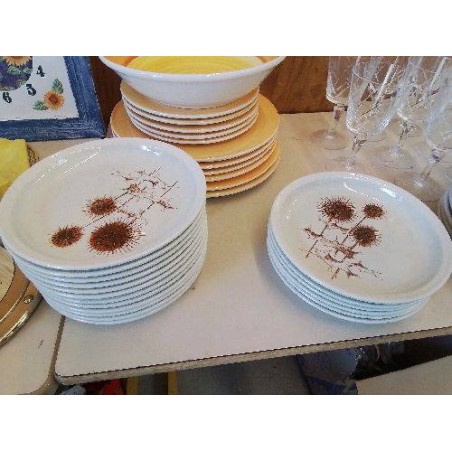 LOT DE 6 ASSIETTES À DESSERT MOTIF 