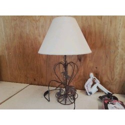 LAMPE PIED DE VIGNE 
