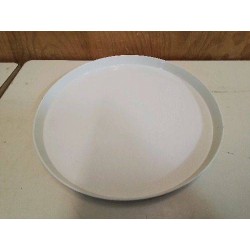 PLATEAU EN FER BLANC