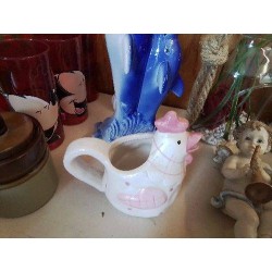 POULE ROSE DECORATIVE 