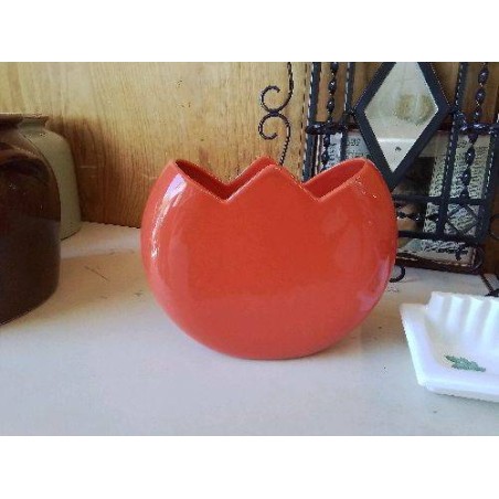 VASE EN FORME DE FLEUR