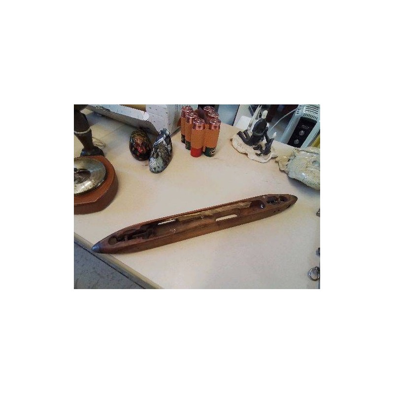 NAVETTE DE METIER A TISSER 