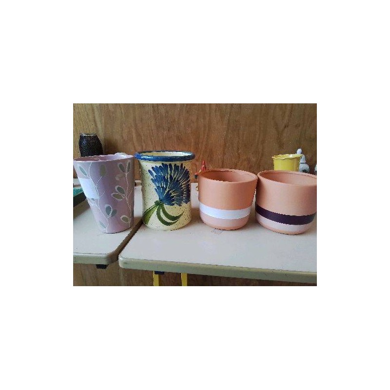 CACHE POT 