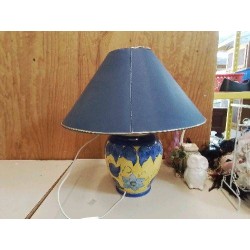 LAMPE A POSER