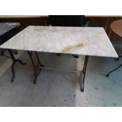 TABLE BISTROT EN MARBRE
