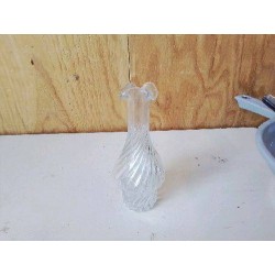 PETIT VASE EN VERRE 