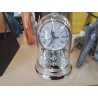 PETITE HORLOGE SOUS CLOCHE 