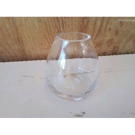VASE EN VERRE