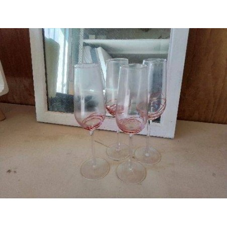 LOT DE 4 FLUTES 