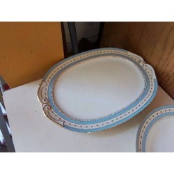 PLAT DE SERVICE 