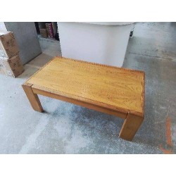 TABLE BASSE STYLE BRUTALISTE 