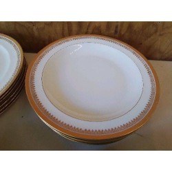 LOT DE 6 ASSIETTES LISIERE DOREE