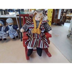 POUPEE CHAISE BASCULE 