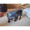 PETIT ÉLÉPHANT EN BOIS LAQUÉ 
