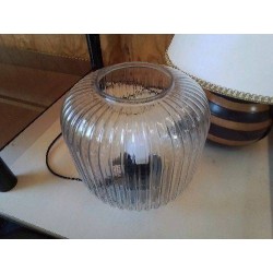 LAMPE A POSER