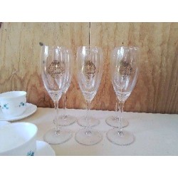 LOT DE 6 VERRES À CHAMPAGNE 