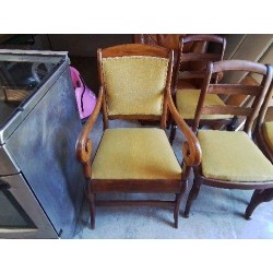 FAUTEUIL JAUNE 