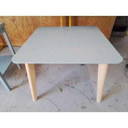 TABLE BASSE