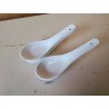 LOT DE 6 CUILLÈRES EN PORCELAINE 