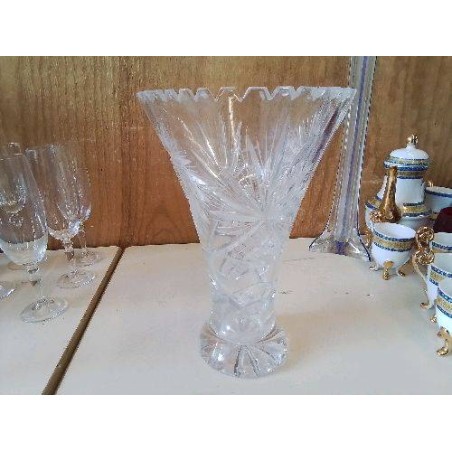 VASE EN CRISTAL 