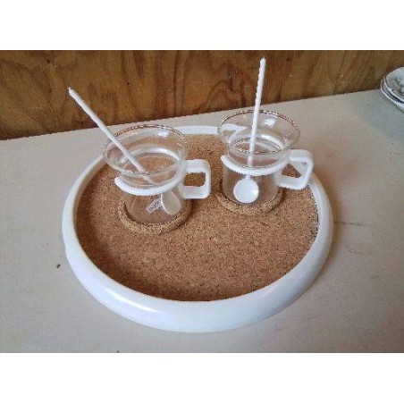 TASSE A CAFE AVEC SA CUILLÈRE 