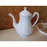 THÉIÈRE EN PORCELAINE 