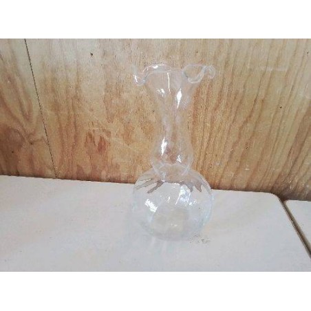 VASE EN VERRE
