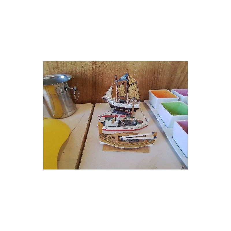 BATEAU MINIATURE 