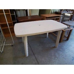 TABLE DE JARDIN 