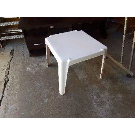 PETITE TABLE ENFANT