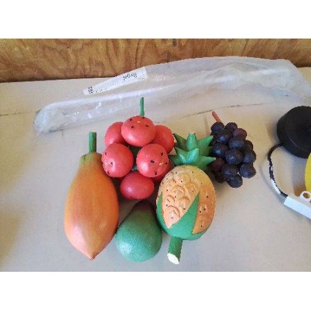 FRUIT EN BOIS