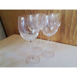 LOT DE 5 VERRES A PIEDS 