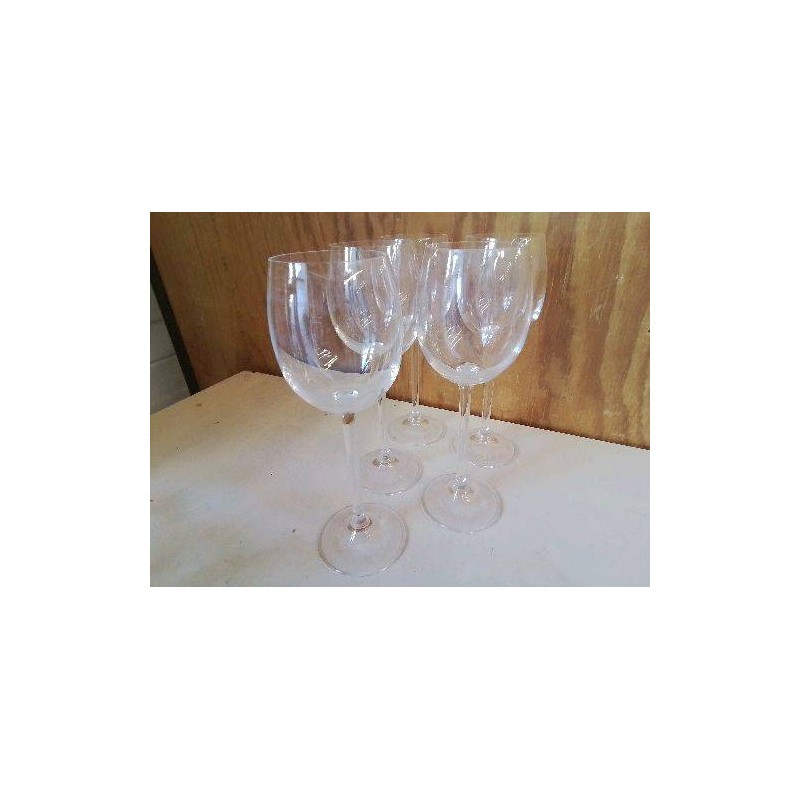 LOT DE 5 VERRES A PIEDS 