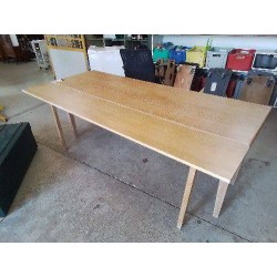 TABLE DE SALLE À MANGER 