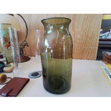 VASE EN VERRE BULÉ 