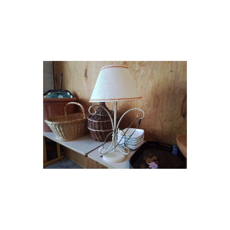 LAMPE EN FER FORGÉ 