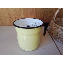 CHAUFFE LAIT EN TAULE ÉMAILLÉE 