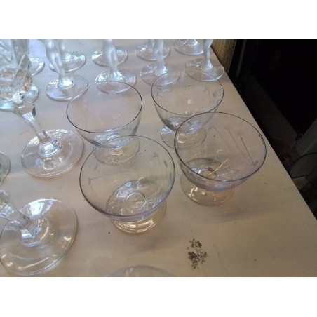 VERRE CISELÉ 