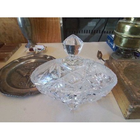 BONBONNIÈRE EN CRISTAL 