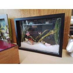 DIORAMA AUX CHATS