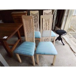 CHAISE