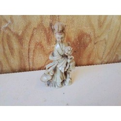 FIGURINE ASIATIQUE 