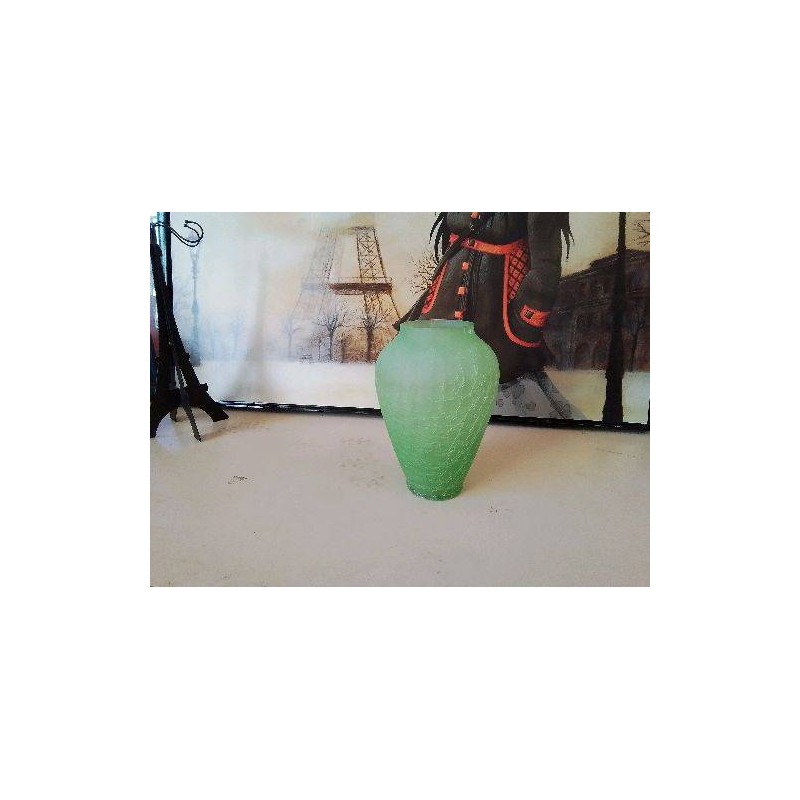 VASE EN VERRE GIVRÉ