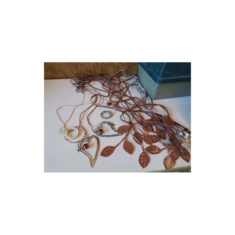 COLLIER FANTAISIE 