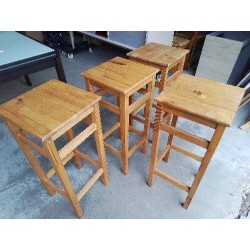 TABOURET HAUT EN PIN
