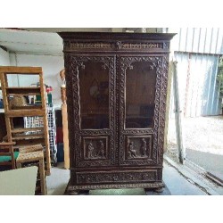 VITRINE BRETONNE XIX EME
