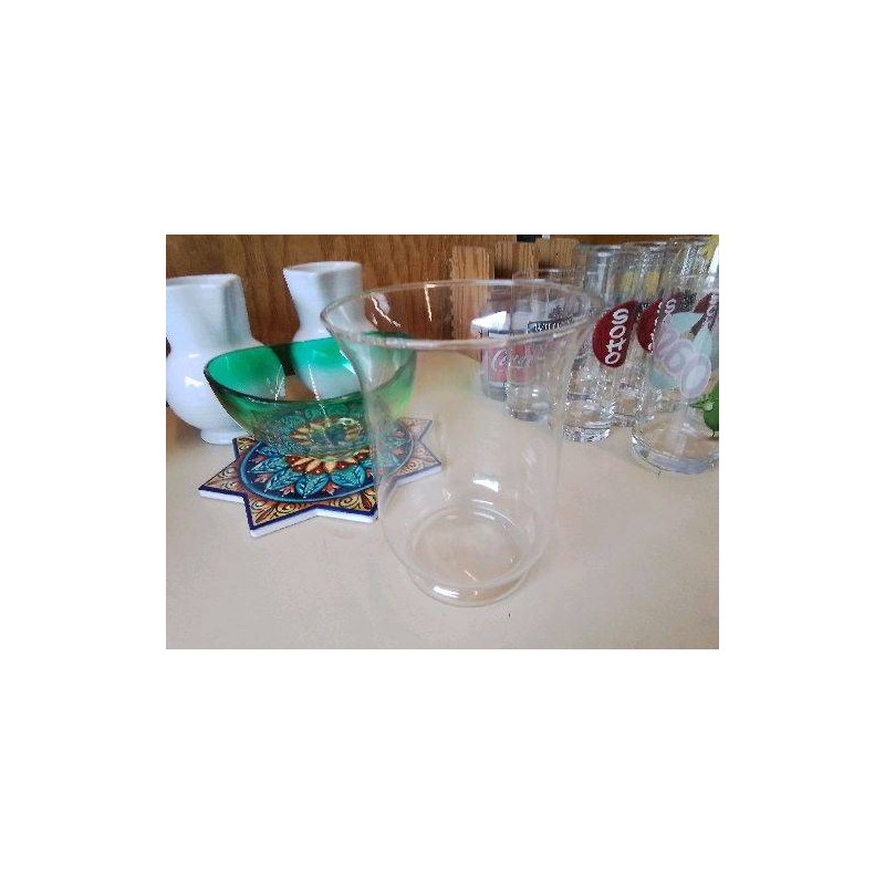 VASE EN VERRE