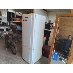 RÉFRIGÉRATEUR COMBINÉ CONGELATEUR BRANDT 