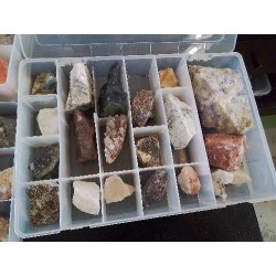 BOITE MINERAUX