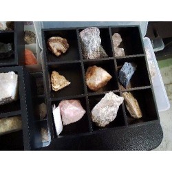 BOITE MINERAUX